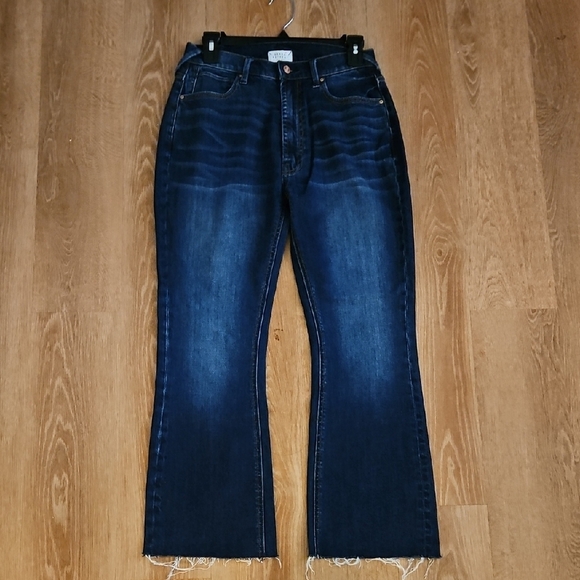 SERRA RETREAT Women's Blue Jeans - Picture 1 of 8